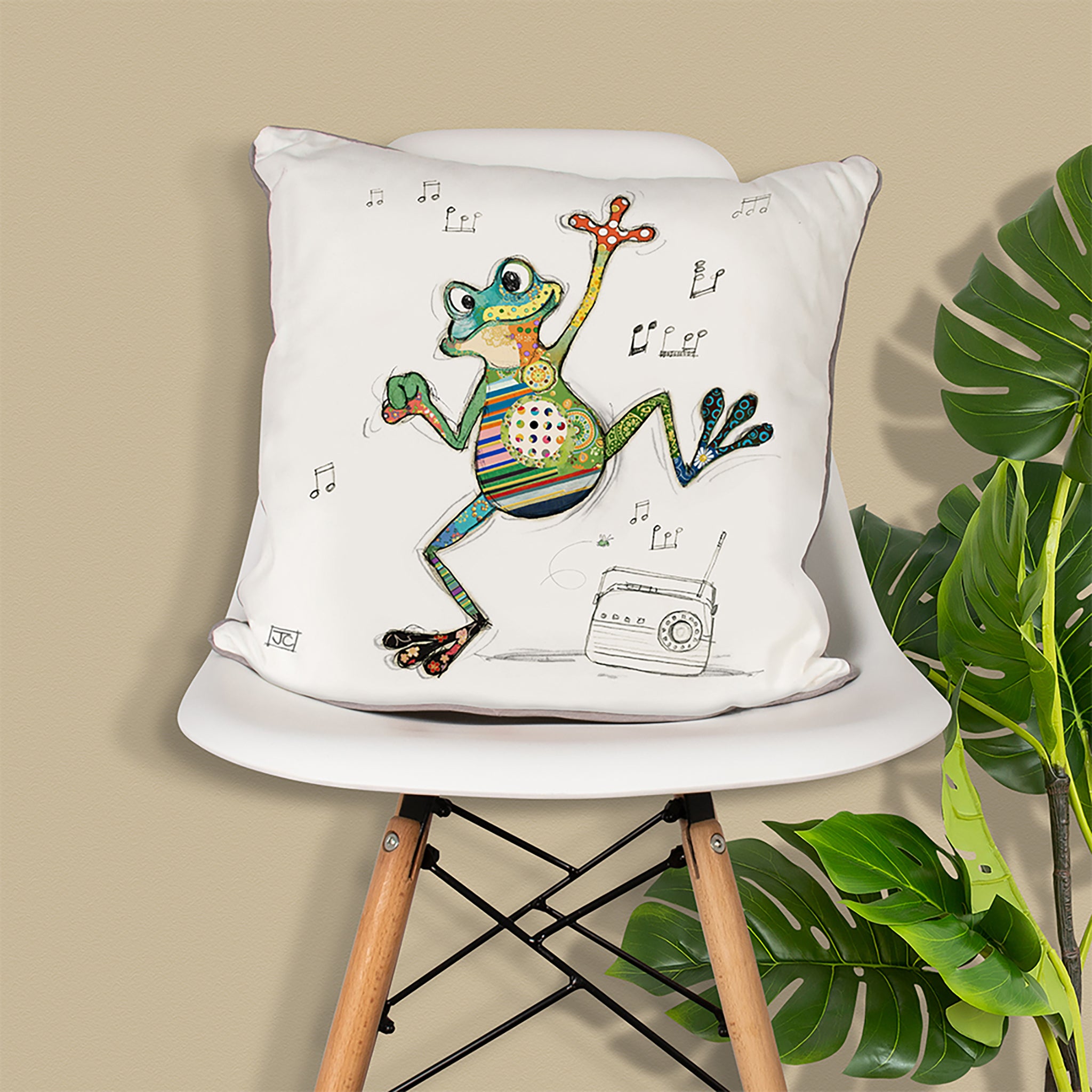 Bugart Freddy Frog Cushion