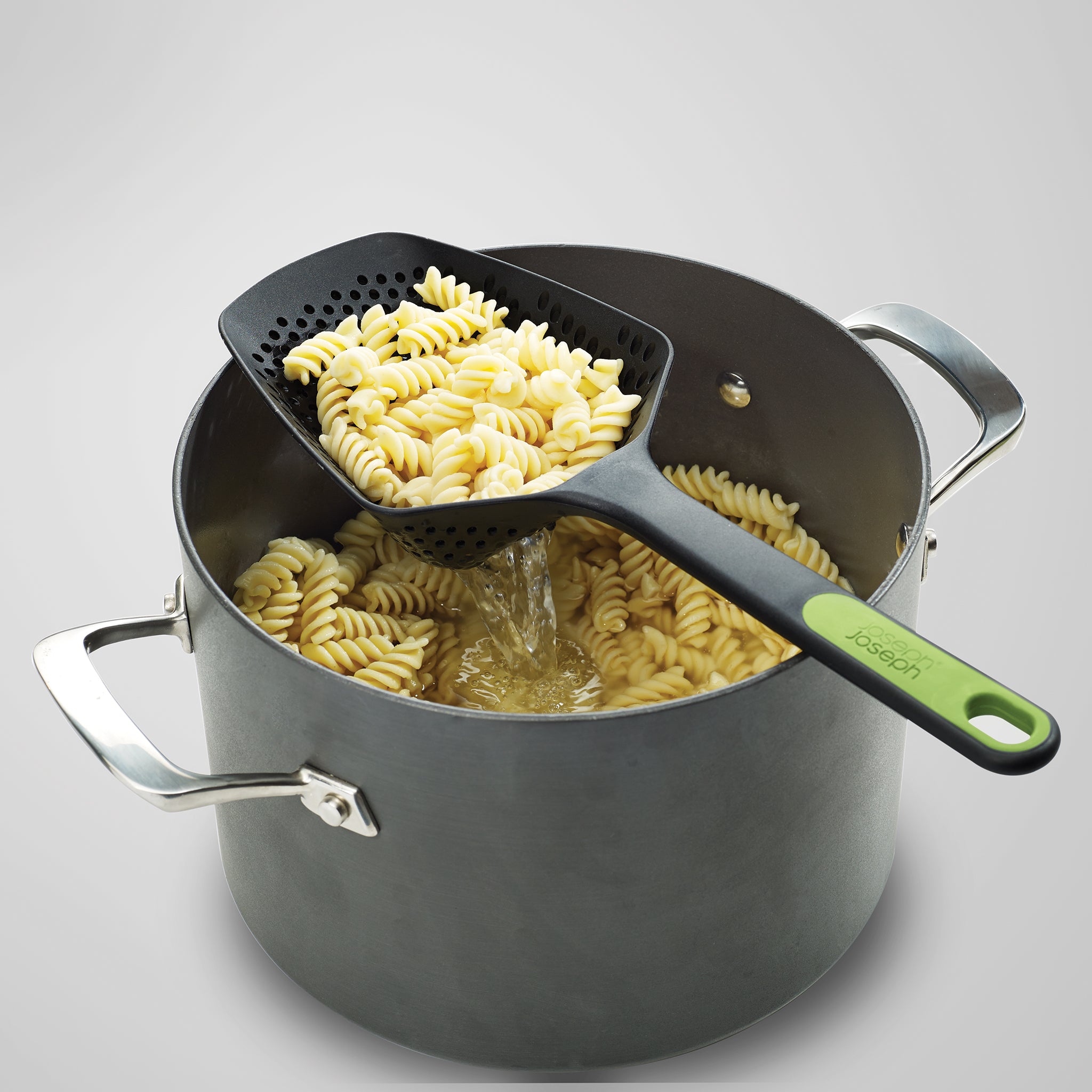 Joseph Joseph Scoop Plus Colander